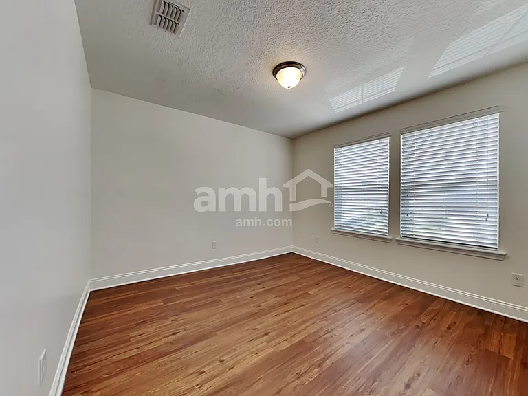 3282 Roundabout Dr — Photo 20