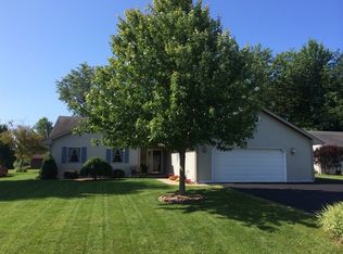 123 Tammy Ln, Somonauk, IL 60552
