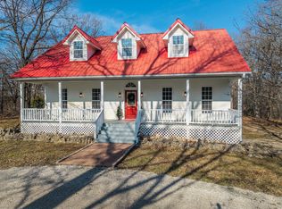 12585 Harvest Rd, Lebanon, MO 65536