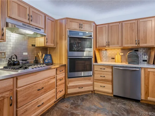 31945 Idle Wild Rd, Gravois Mills, MO 65037