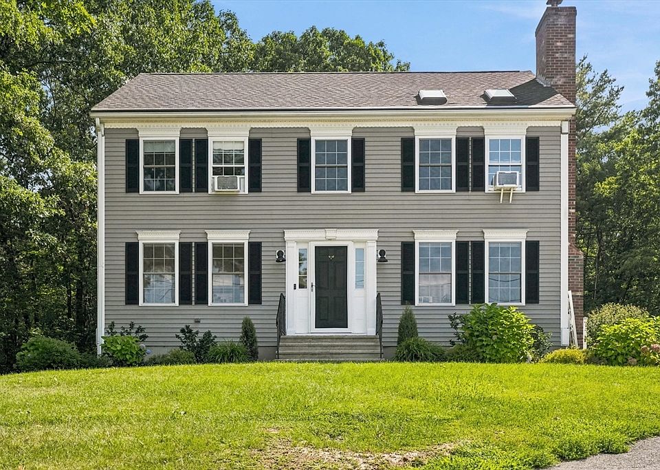 1st image of 250 White Pond Rd