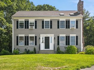 250 White Pond Rd, Lancaster, MA 01523