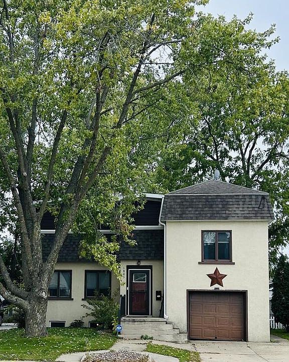 1st image of 1805 Superior AVENUE
