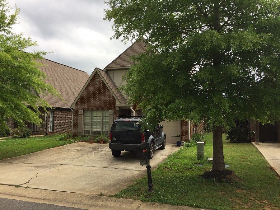 2nd image of 6112 Cathwick Dr