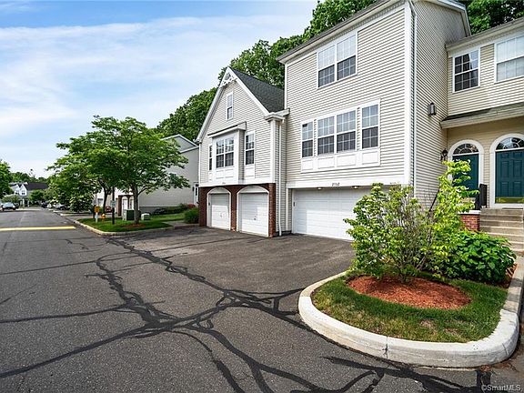 2nd image of 2702 Eaton Ct #2702