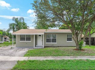 3720 S 55th Ave, Greenacres, FL 33463