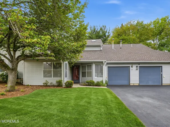 237 Ravenswood Road, Englishtown, NJ 07726