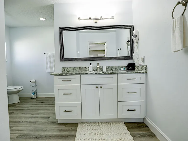 15909 Candle Dr — Photo 20