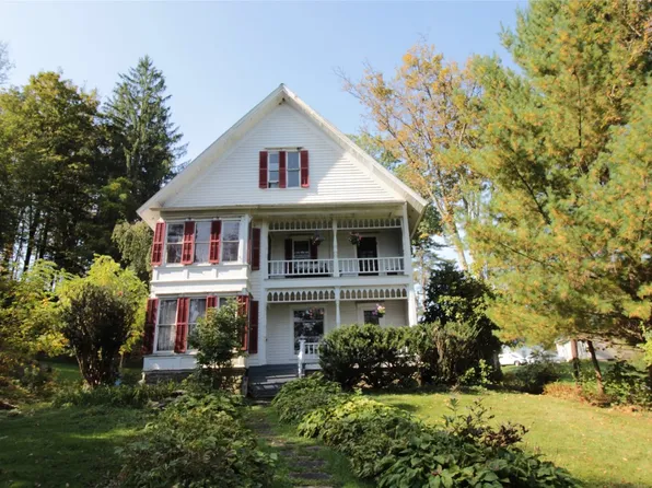 504 Mix Rd, Chenango Forks, NY 13746
