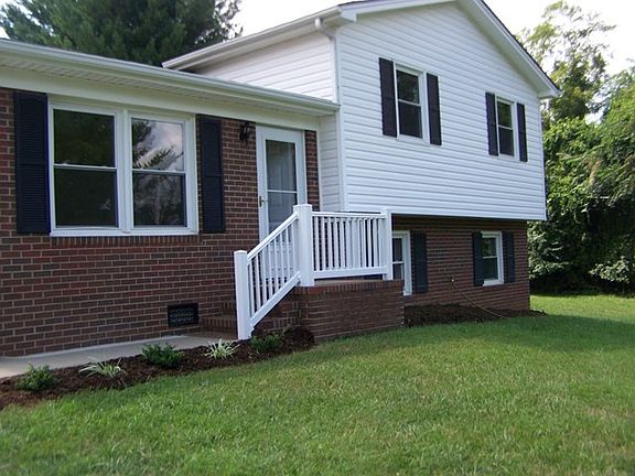 2nd image of 161 Greenview Ln