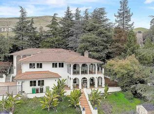 822 Overhill Dr, Hayward, CA 94544