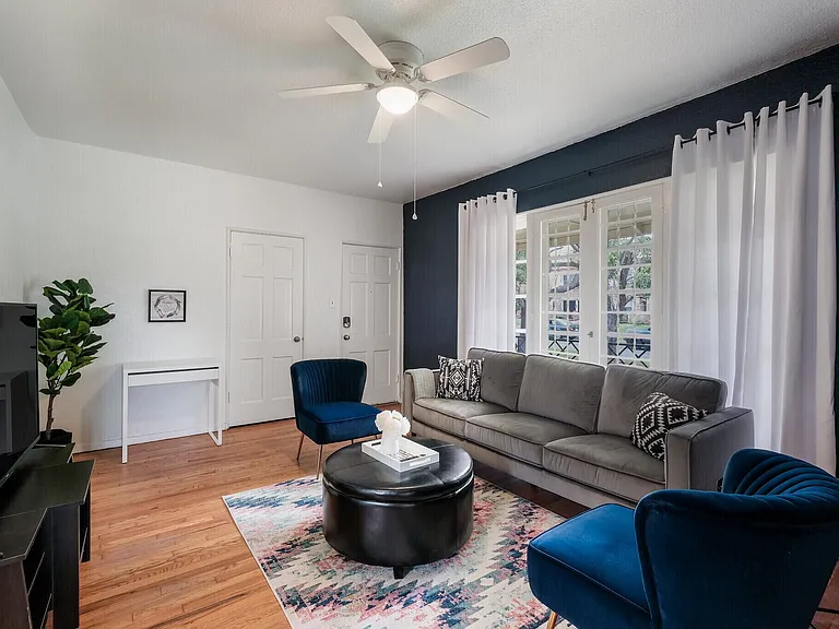 511 Furr Dr #2 — Photo 1