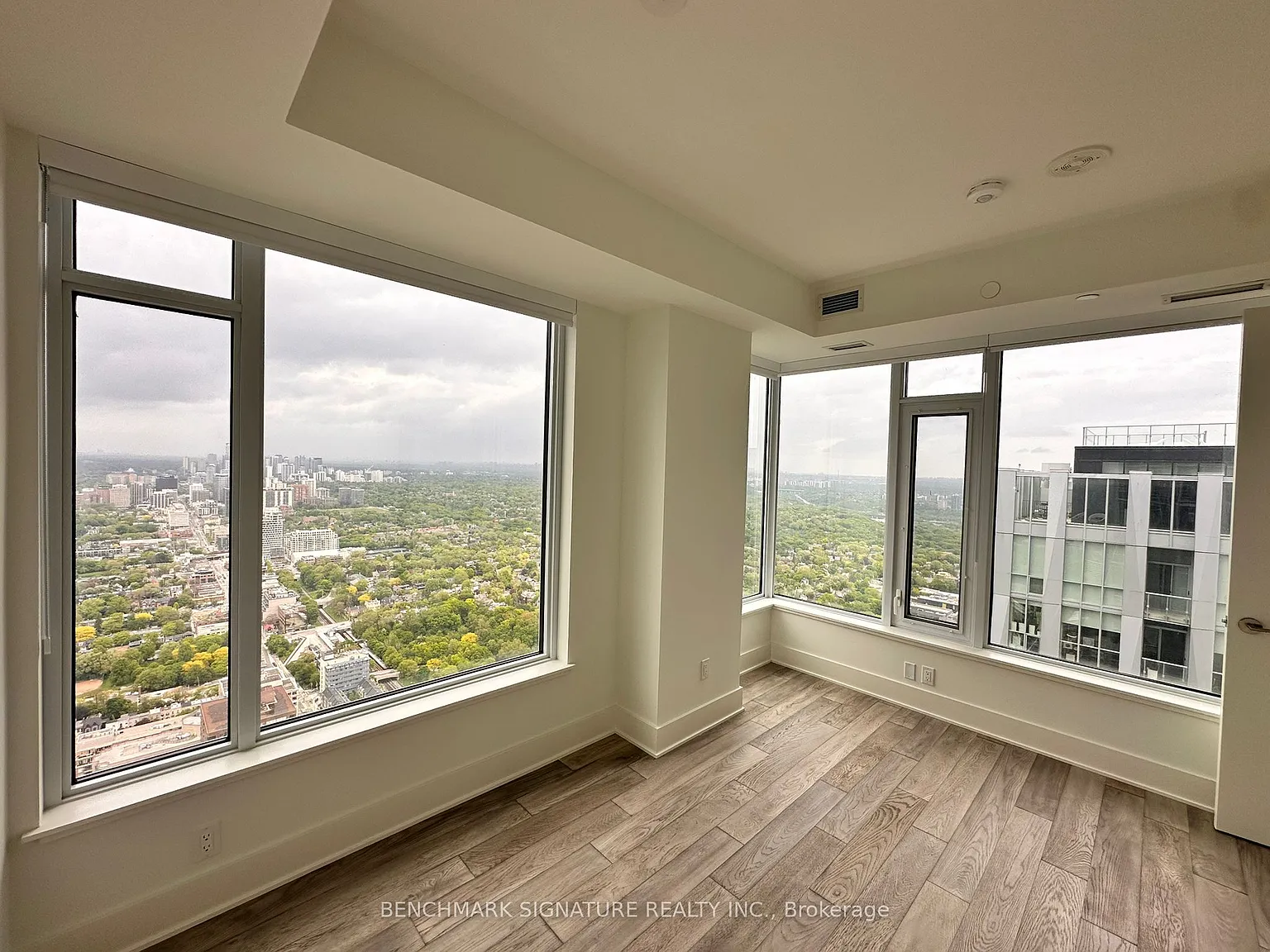 2 bed, $5,000 — Photo 4