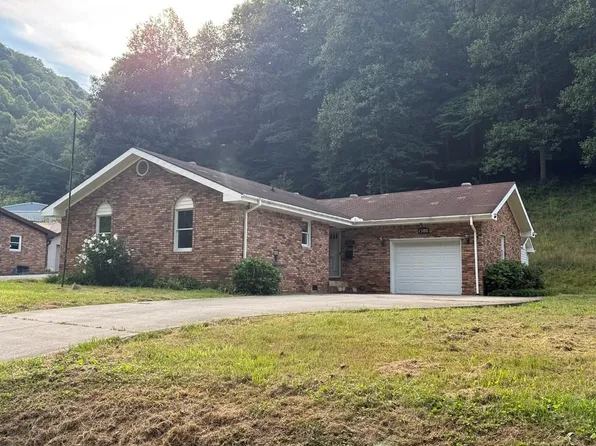 1580 Upper Blackberry Rd, Ransom, KY 41558