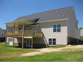 1st image of 427 Wyndham Dr