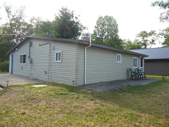 3rd image of 4070 N Eberhart Ave