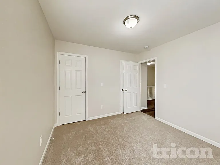 113 Elgin Ln — Photo 13