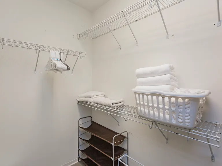 2115 Yeaman Pl #412 — Photo 25