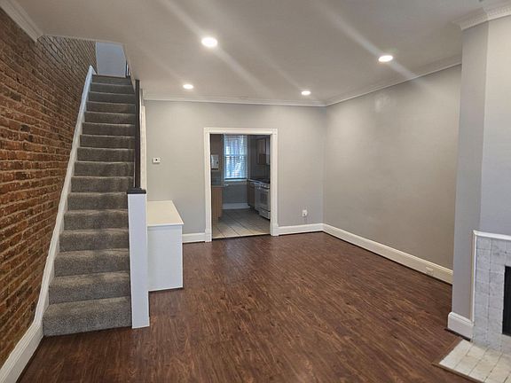 4th image of 540 14th St SE