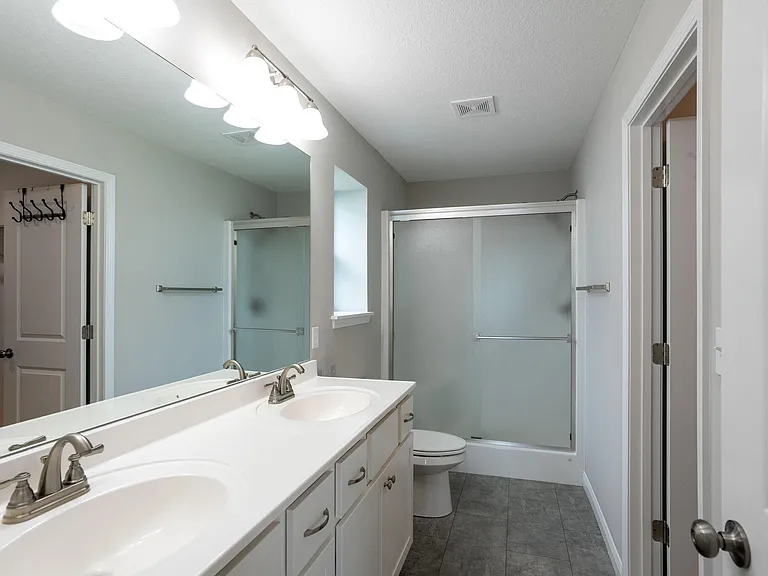 5502 Geyser Blvd — Photo 10
