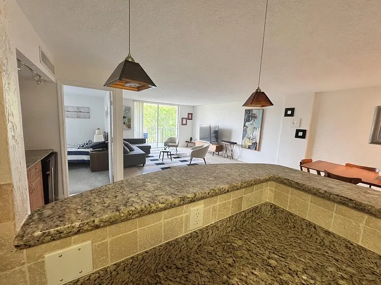 1000 Spanish River Rd #4P — Photo 6