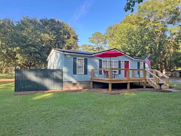7615 Raccoon Rd, Manning, SC 29102