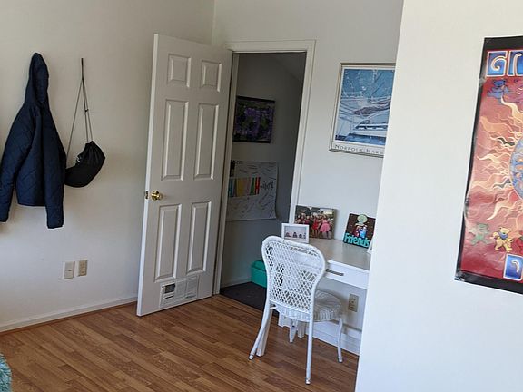 4th image of 208 64th St #B