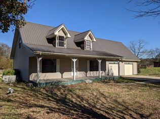 115 Curtis Rd, Pikeville, TN 37367