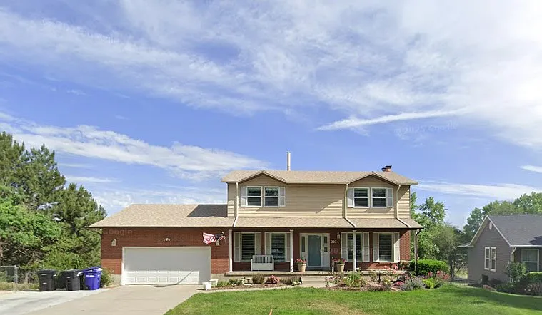 4 bed, 2600 sqft, $2,495 — Photo 1