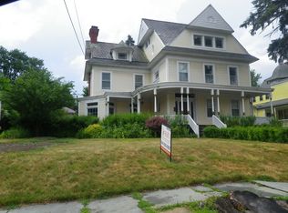 37 Highland Ave, Middletown, NY 10940