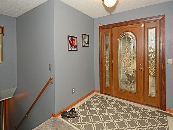 2nd image of 2034 Nantucket Dr