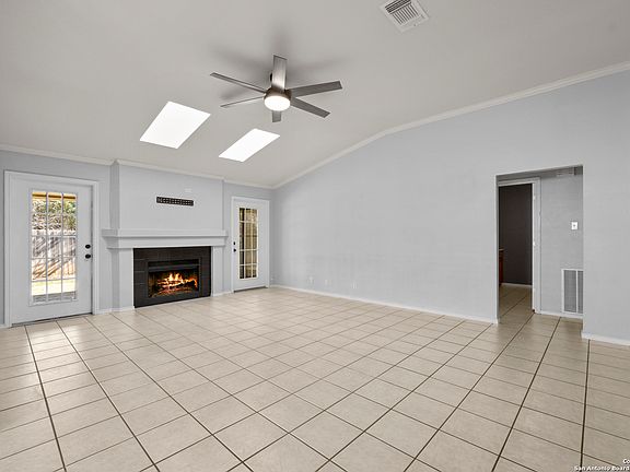 5th image of 15207 Sunset Grove