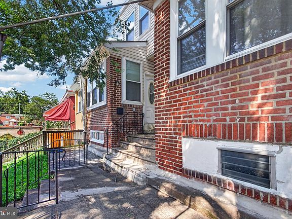4th image of 5971 Kemble Ave