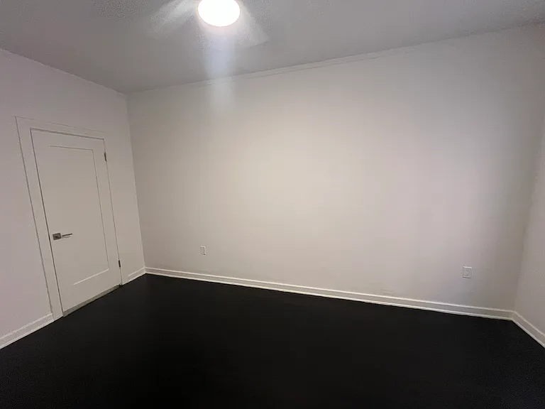 127 N Edgemont St #4 — Photo 24