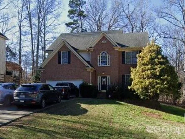 8010 Painted Pony Ct, Charlotte, NC 28269