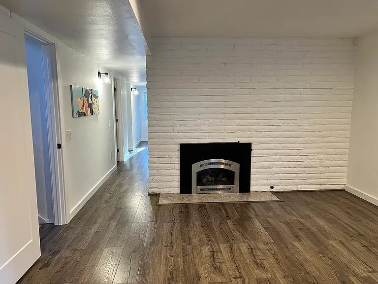 16152 SE 42nd St — Photo 25