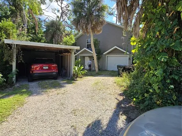 598 Artists Ave, Englewood, FL 34223