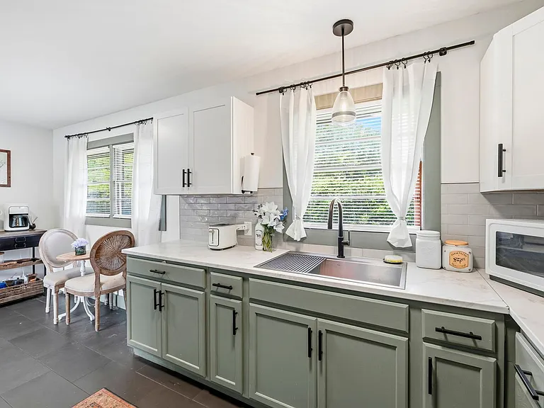 250 Morningview Dr — Photo 11