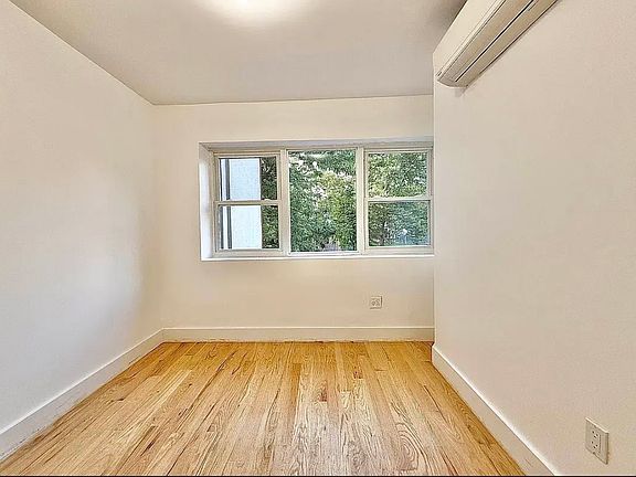 4th image of 974 Dekalb Ave #2