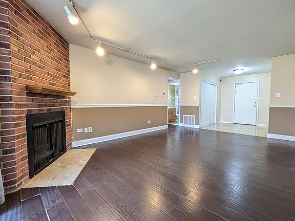 4th image of 2252 N Baldwin Way