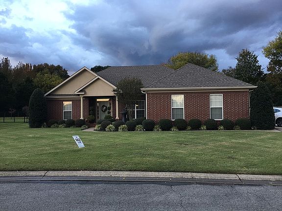 4th image of 211 Billy Davis Dr