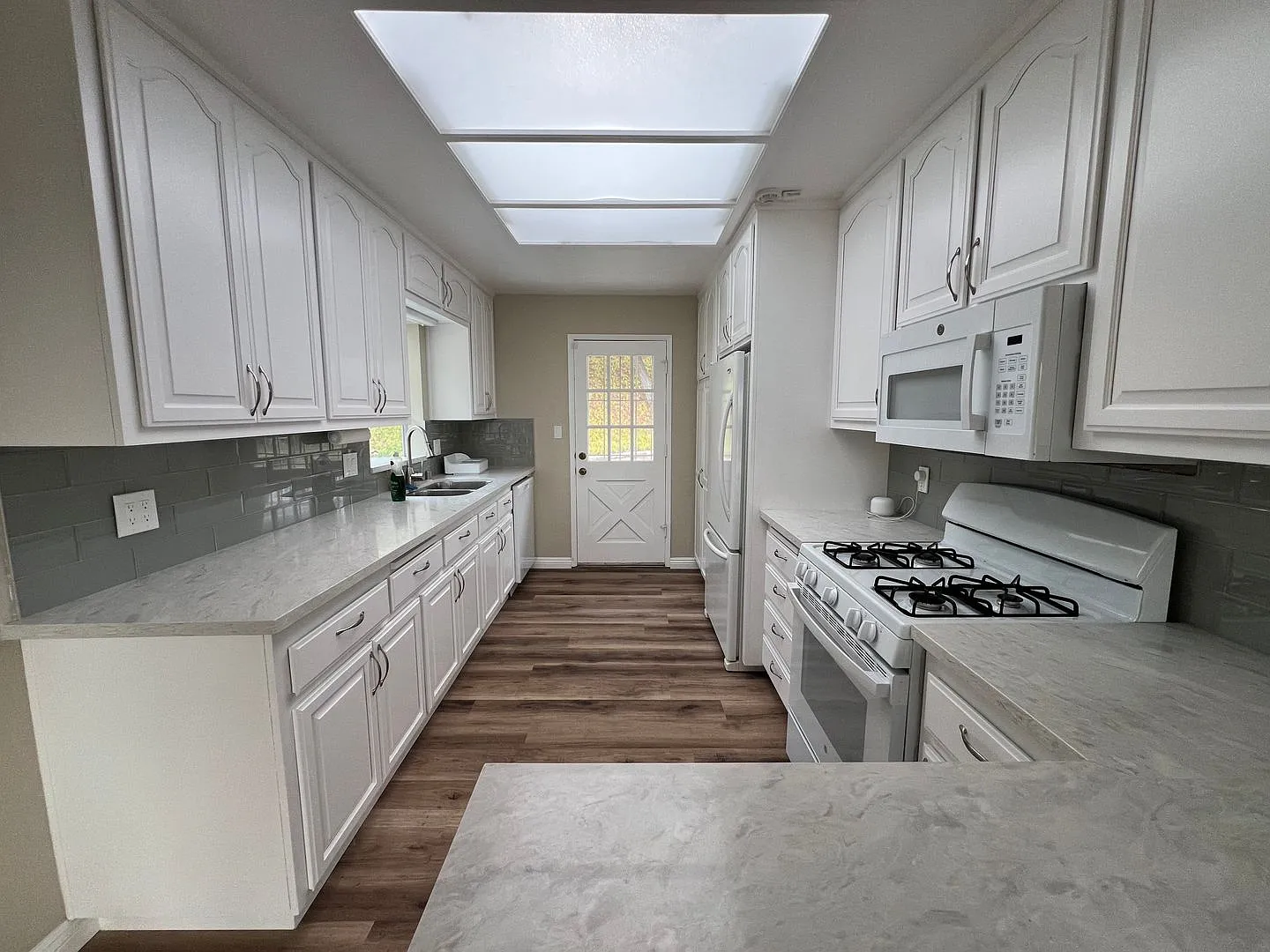 Bonita Single Story Home For Rent — Photo 4