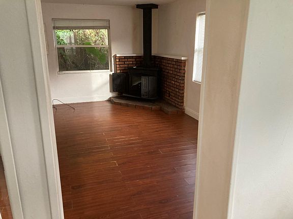5th image of 276 Cambridge Blvd