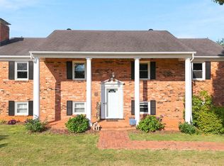 1139 Moreview Dr, Lynchburg, VA 24502