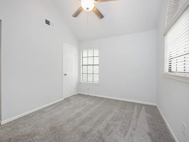 86 W Stony Bridge Cir — Photo 34