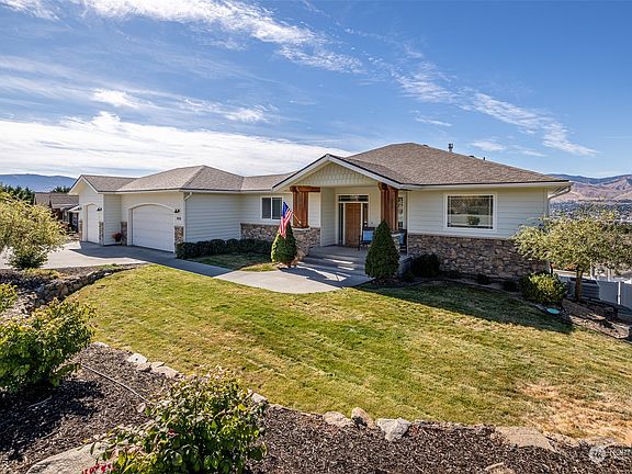 2nd image of 846 Briarwood Drive