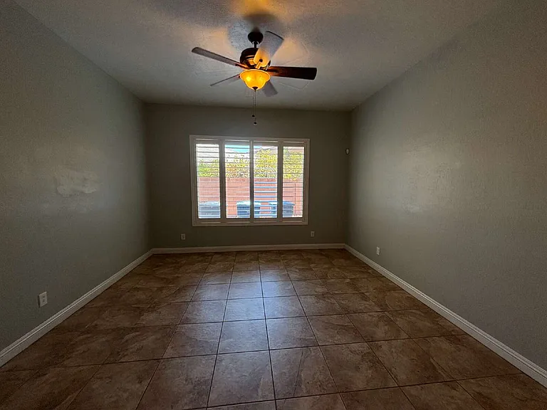 8225 Broad Peak Dr — Photo 16
