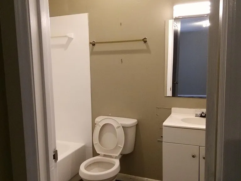 8506 Leake Ave #C — Photo 8