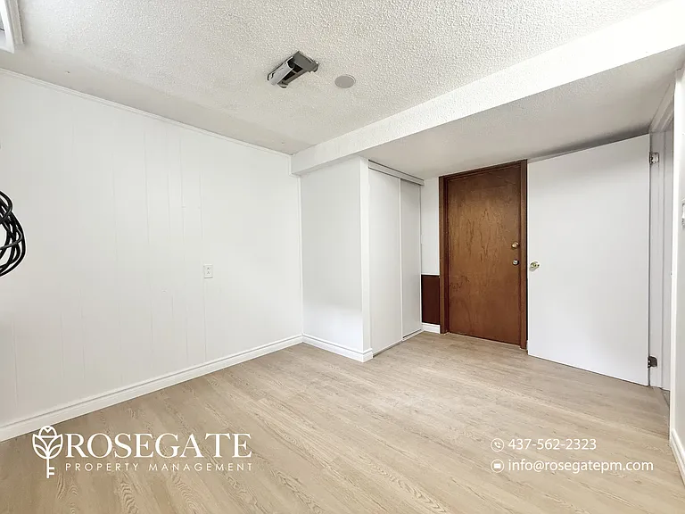 1058 Midland Ave #2B — Photo 6