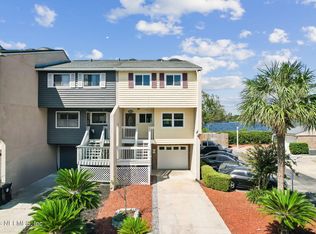 327 Scenic Point Ln, Fleming Island, FL 32003